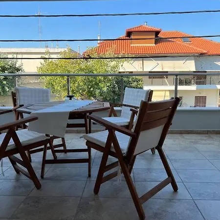 καινούργιο διαμέρισμα με θέα θάλασσα *
