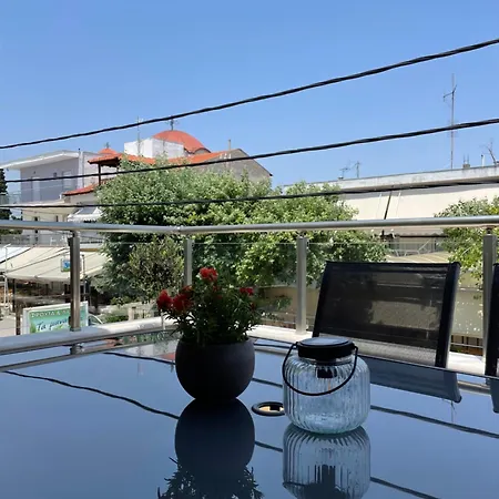 καινούργιο διαμέρισμα με θέα θάλασσα * 尼亚伊拉克利亚